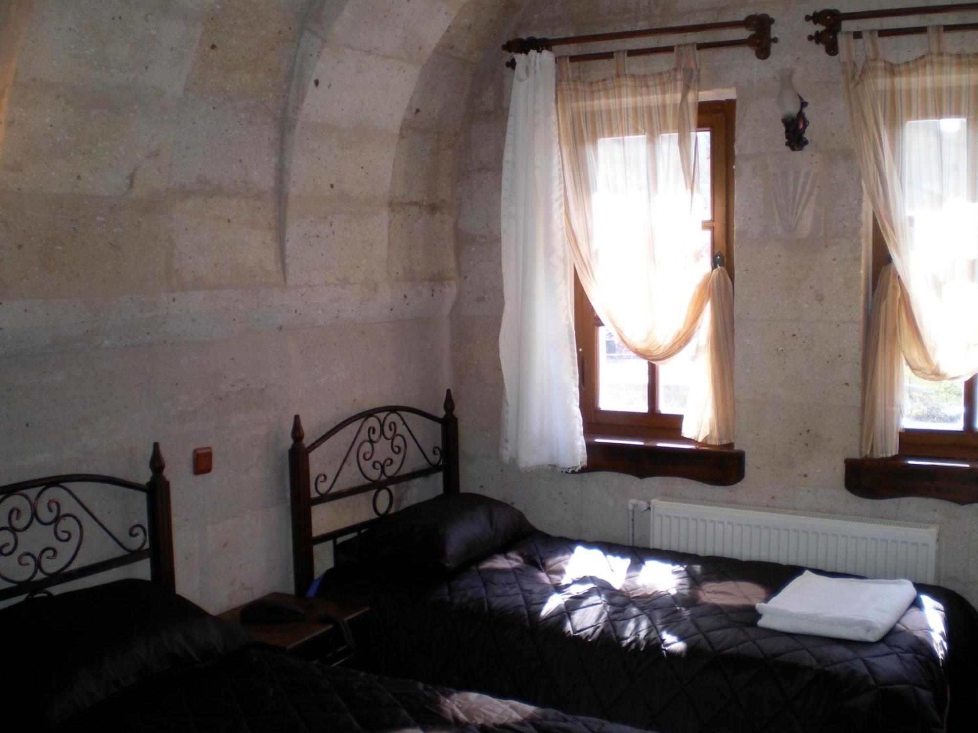 Nature Park Cave Hotel Гьореме Екстериор снимка