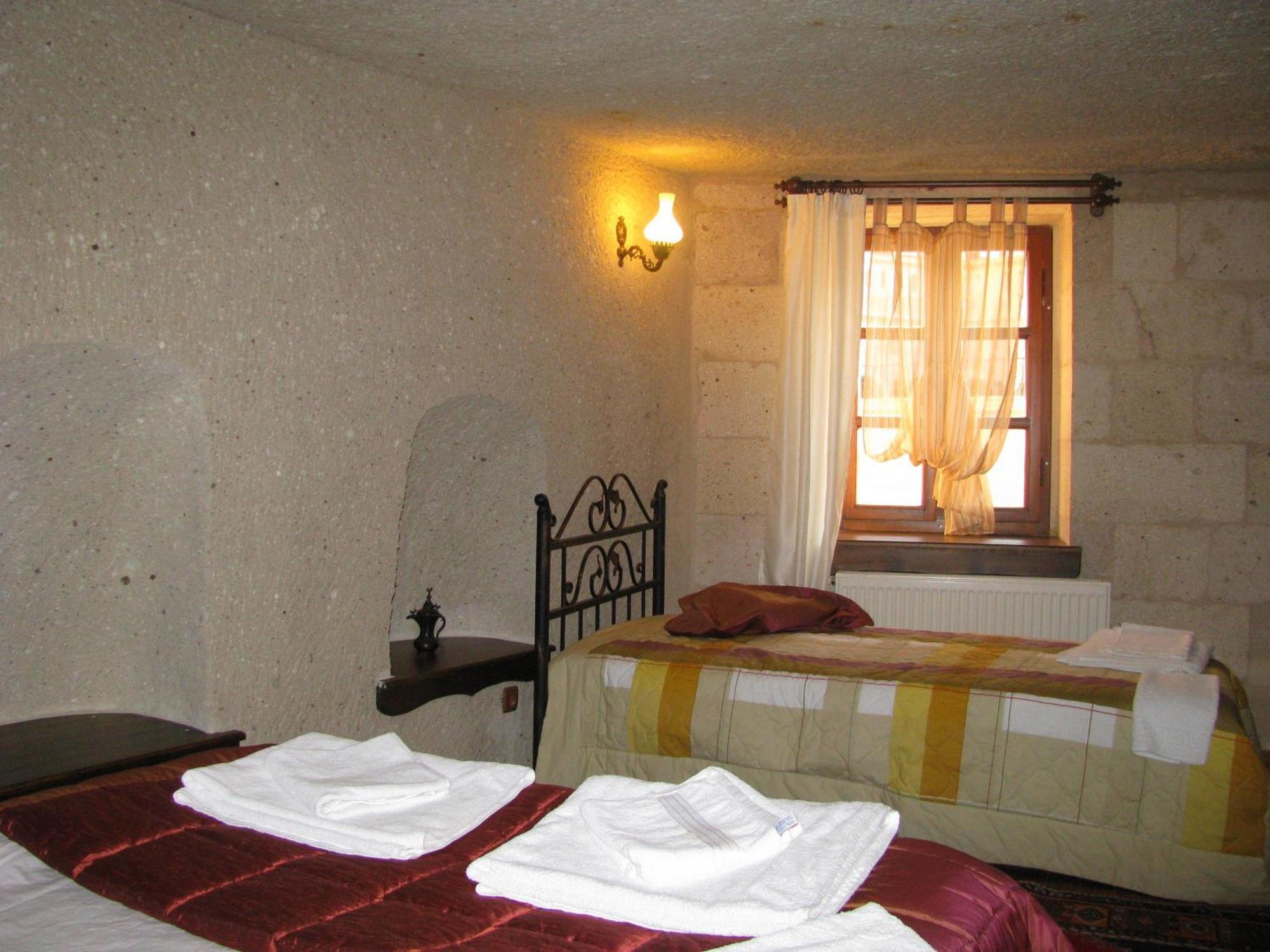 Nature Park Cave Hotel Гьореме Екстериор снимка