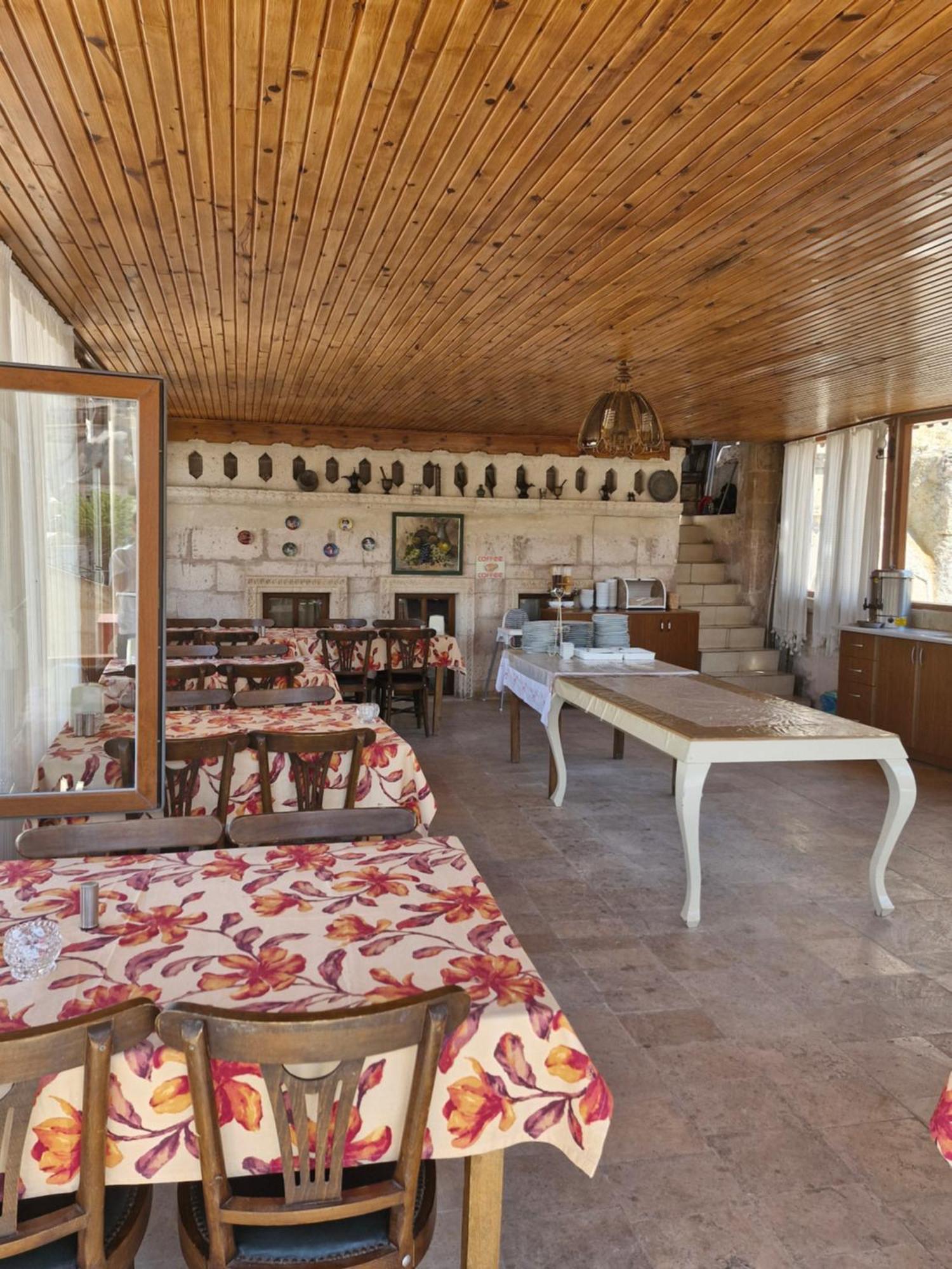 Nature Park Cave Hotel Гьореме Екстериор снимка